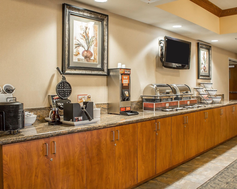 Comfort Inn And Suites Thatcher 60/79