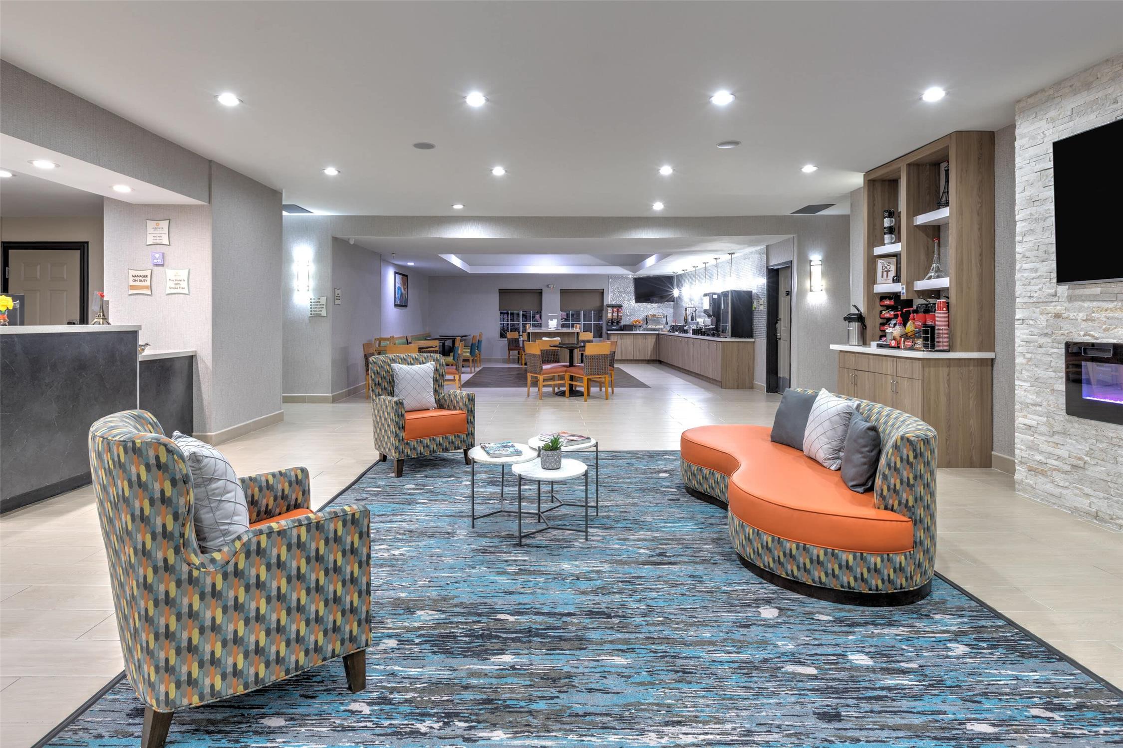 La Quinta Inn And Suites Paris 48/72