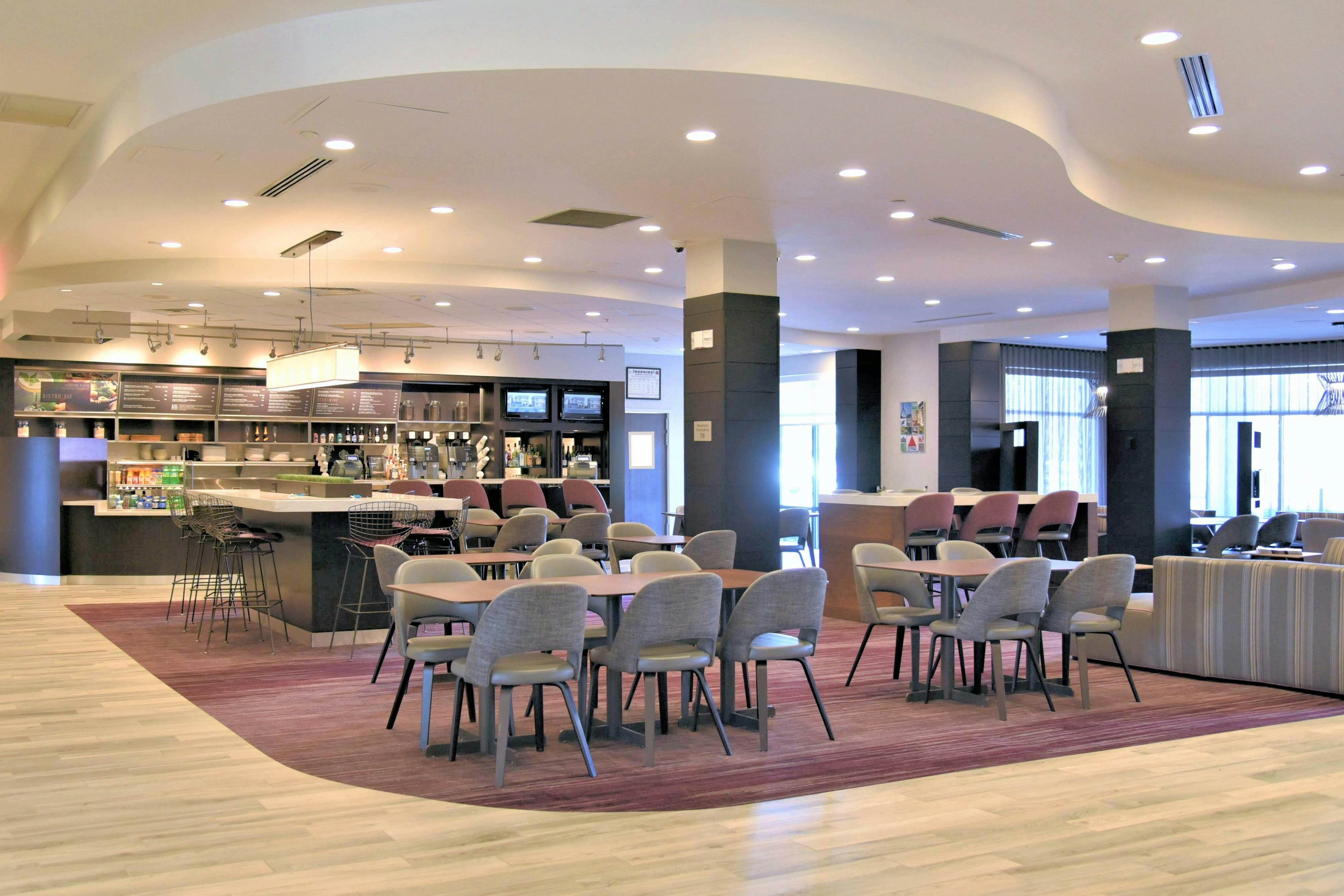 Courtyard by Marriott Boston Waltham 13/18