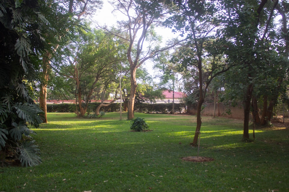 Village Rest Lodge 23/41