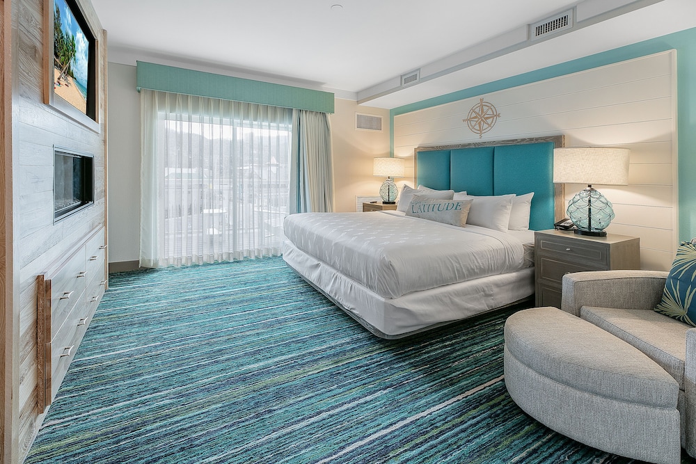 Margaritaville Resort Gatlinburg 34/75