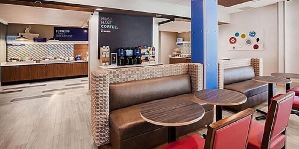 Holiday Inn Express & Suites Griffin 40/60