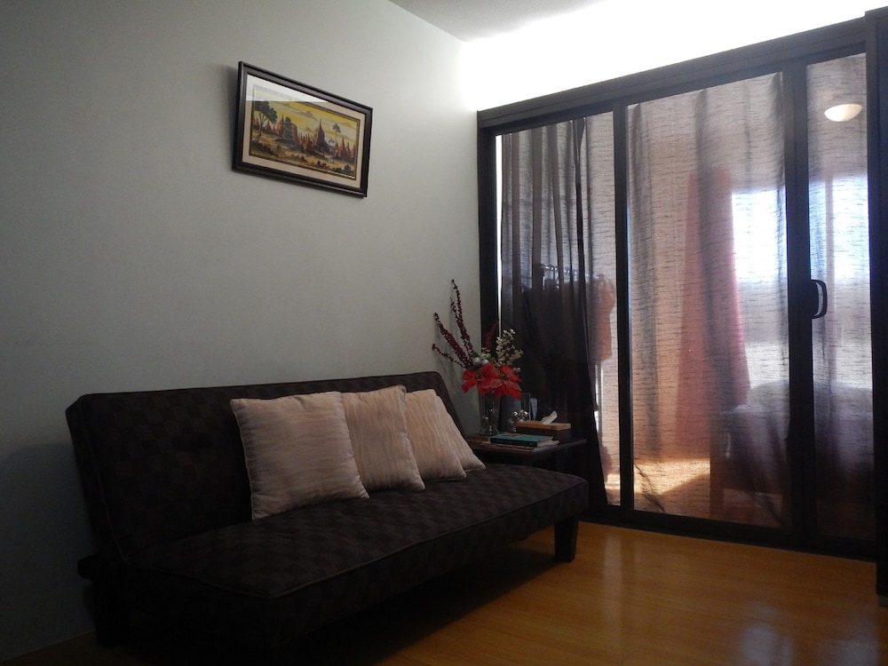 1 Bedroom Deluxe Condo At Apartelle D' Oasis 43/50
