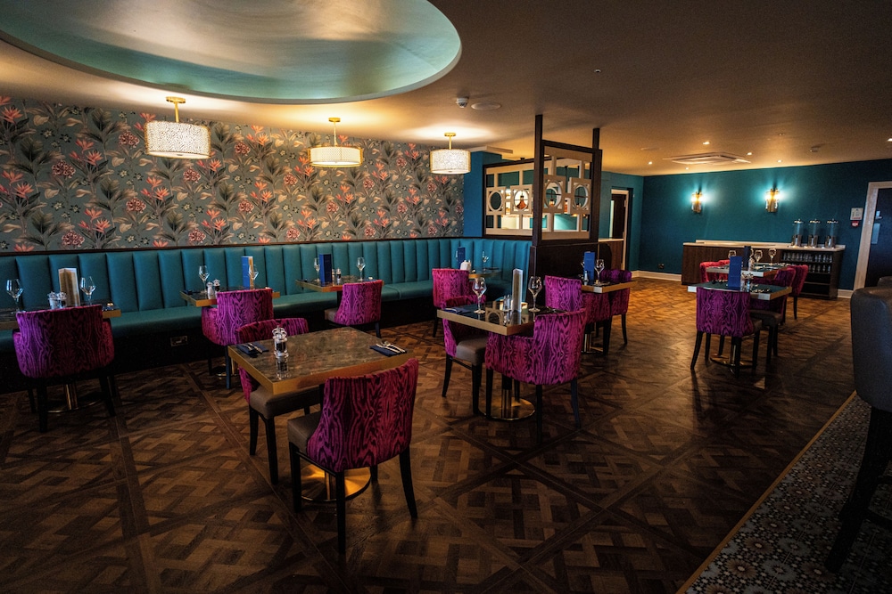 Park Hall Hotel and Spa Wolverhampton 56/64