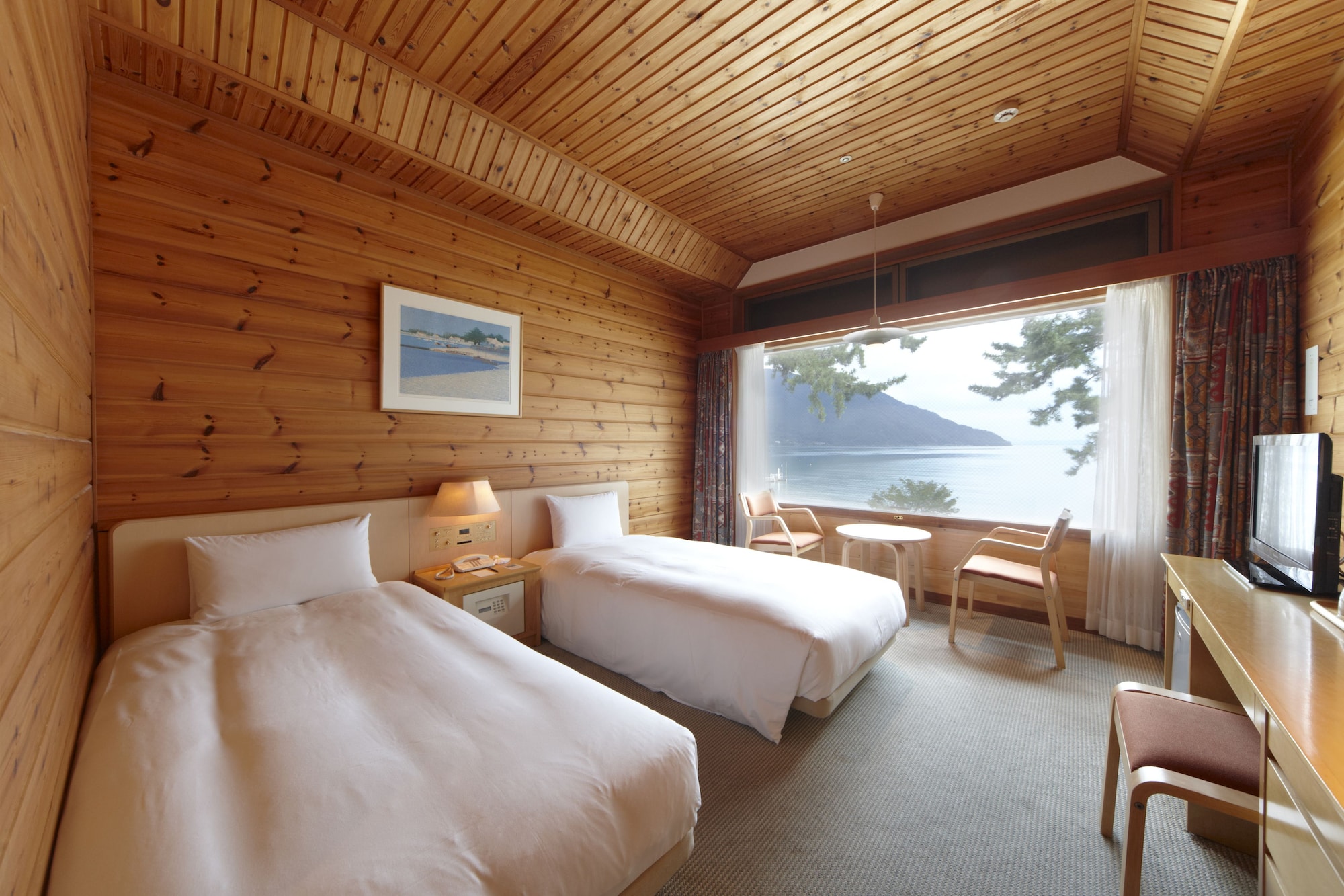 BASIC, TWIN BEDS