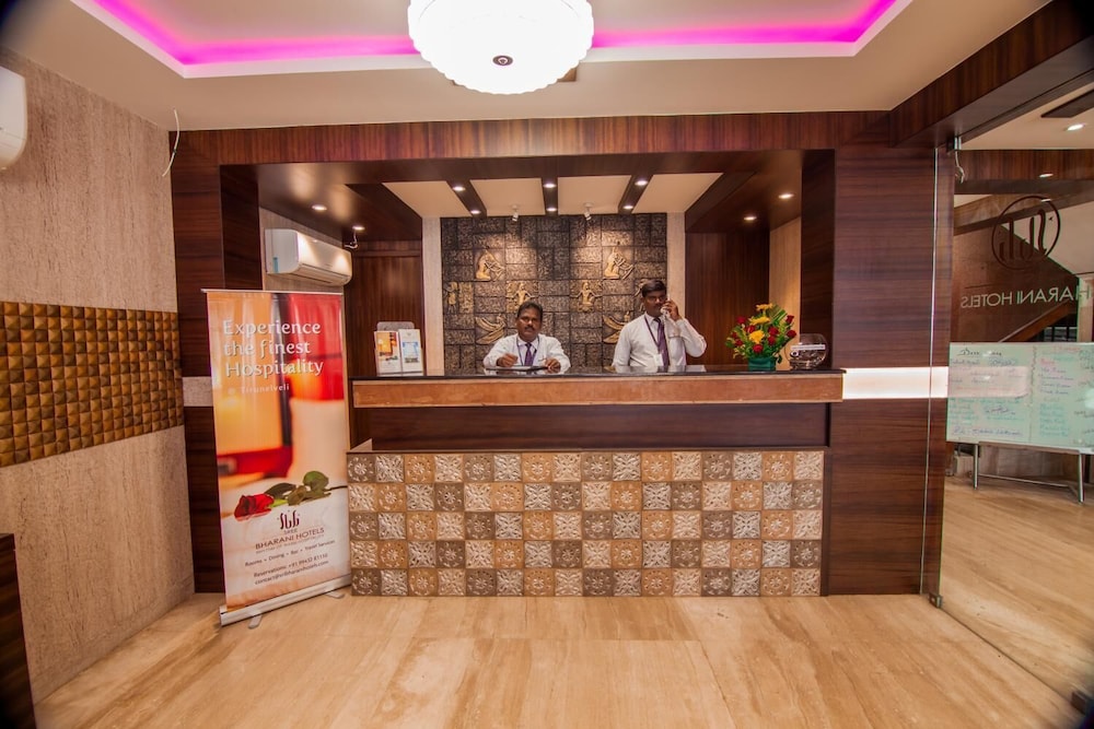 Sree Bharani Hotel 2/27