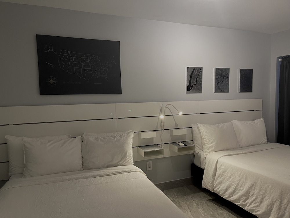 Up Midtown (ex. Wishes Hotel Biscayne) 20/55