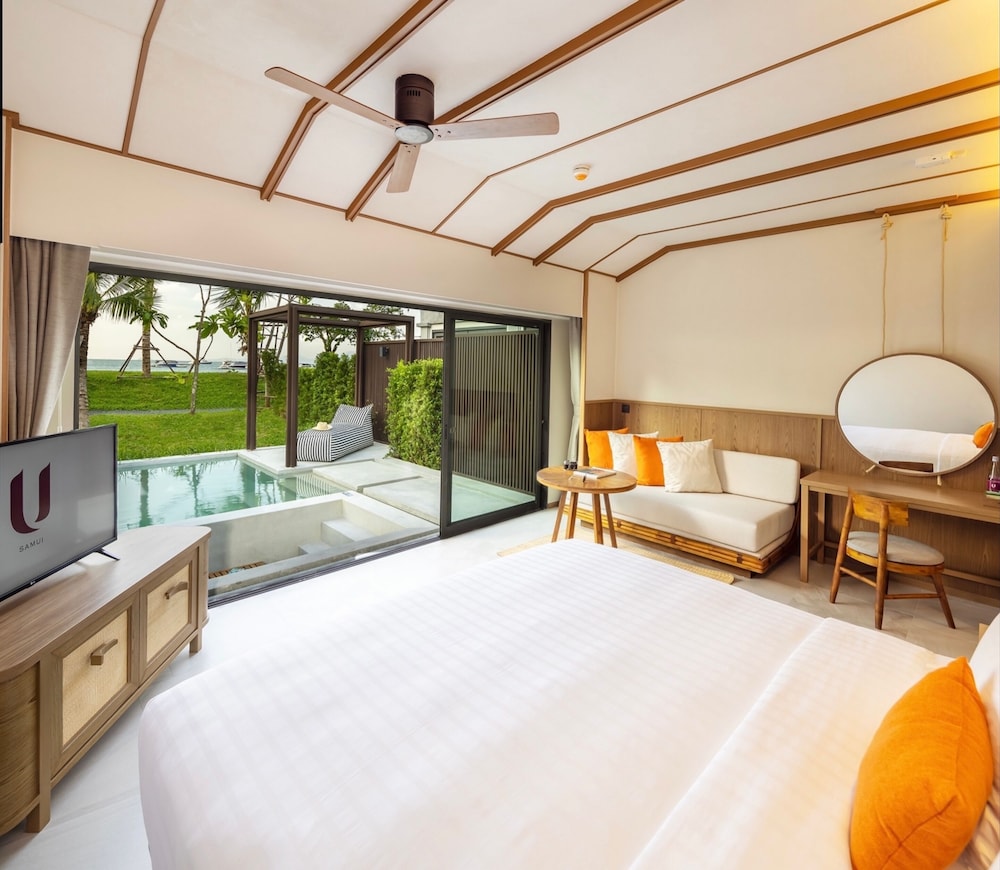 Pool, Villa, King Bed, Beach Front