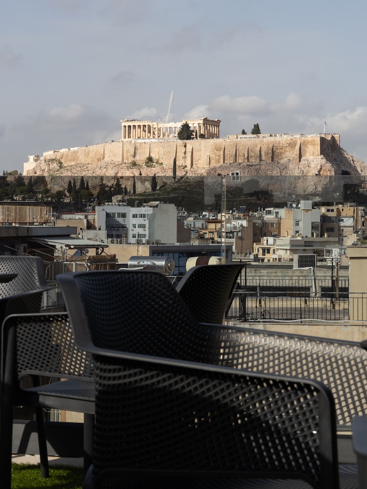 LUX&EASY Acropolis Suites 5/50