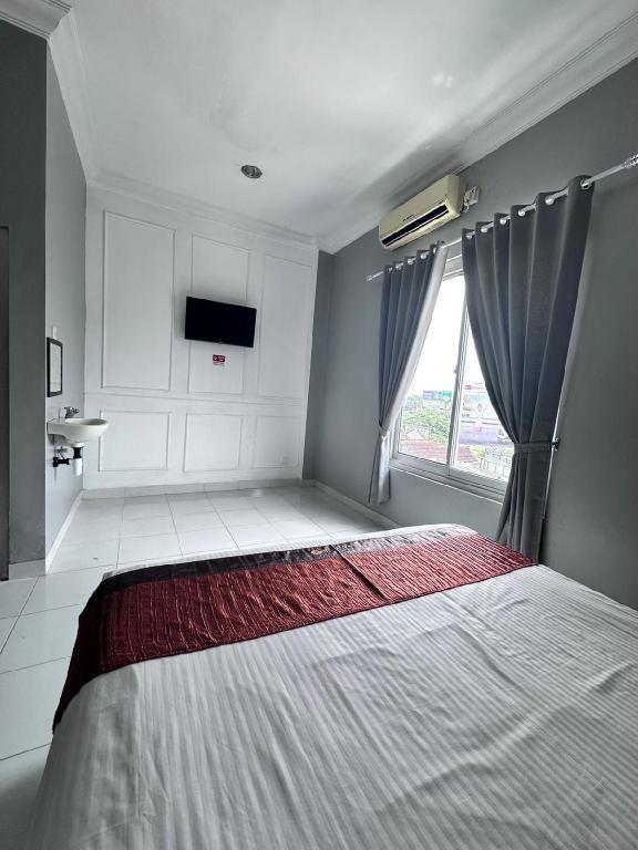 Aryuka Hotel 8/21