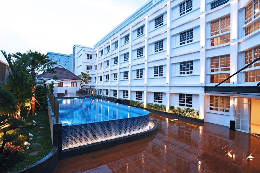 Kokoon Hotel Surabaya 2/41