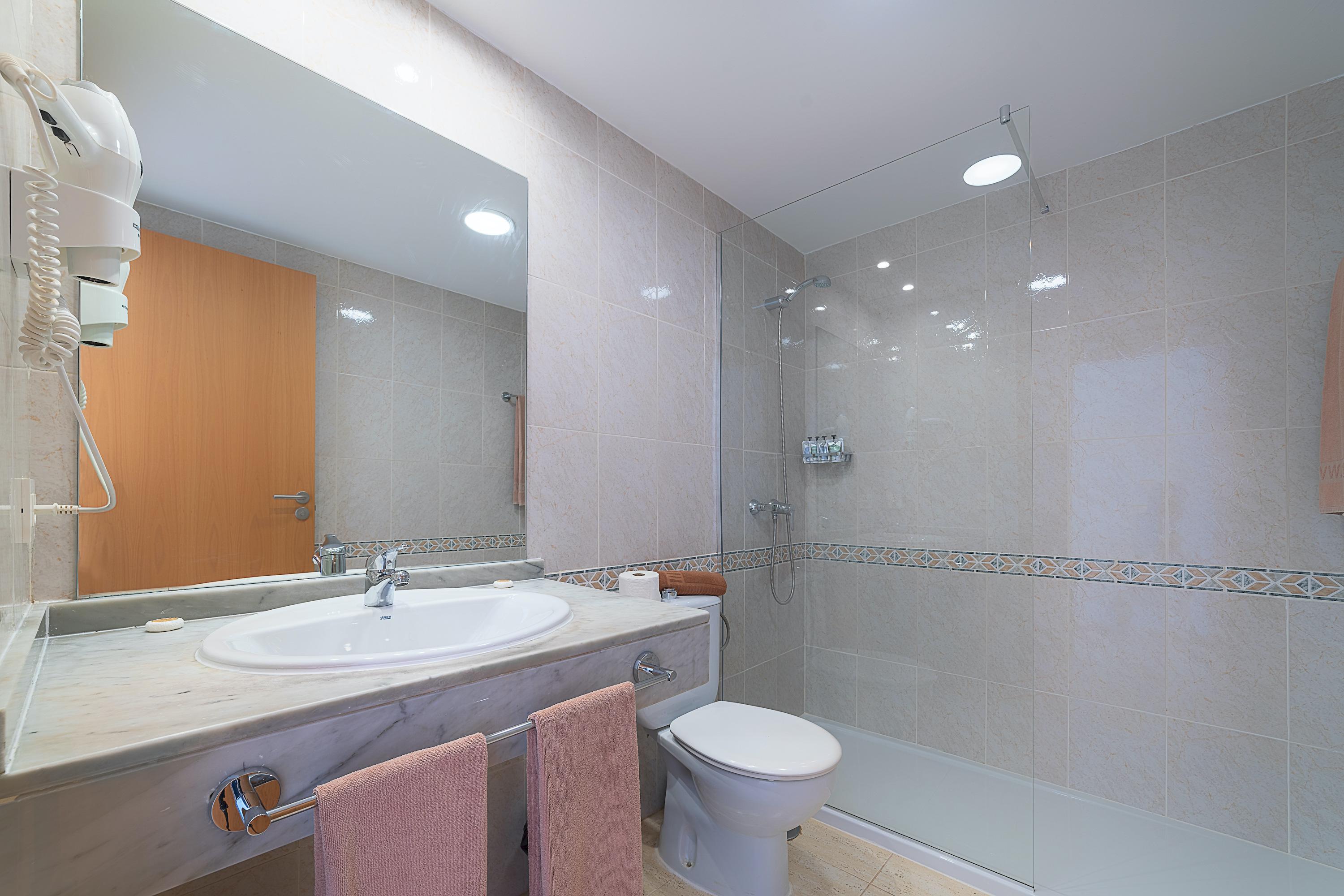 1 Bedroom, Apartment, Balcony or Terrace