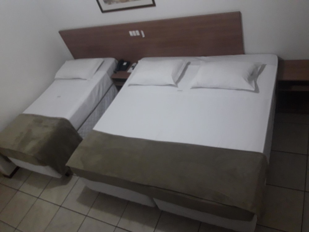 Hotel Vivendas Centro 19/35