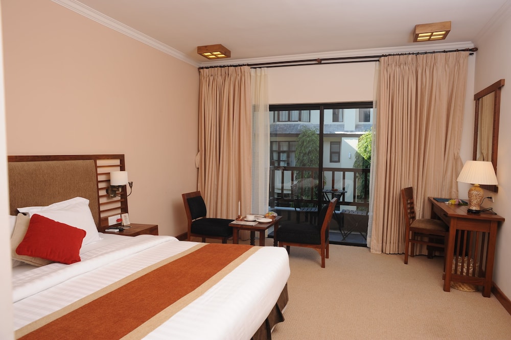 Atithi Resort And Spa 16/67