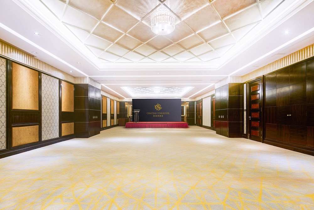 Chateau Star River Guangzhou Hotel 70/74