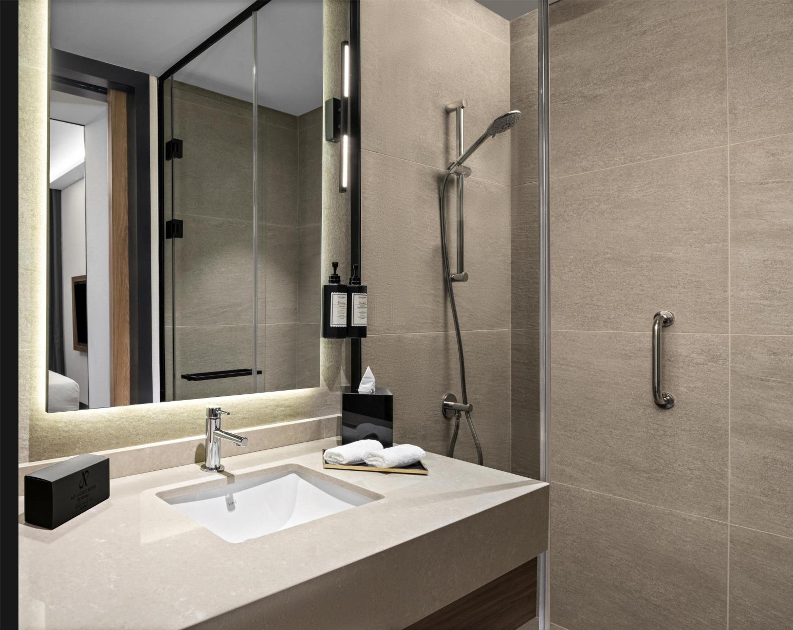 Residential, Collection, Suite, King Bed, Sofa