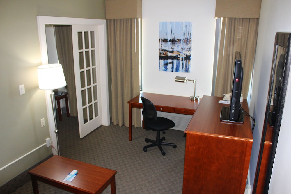 Best Western Adams Inn Quincy-Boston 44/53