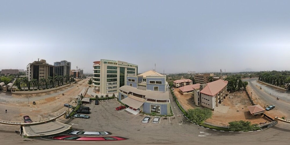 Treasures Suites & Conferences 29/35