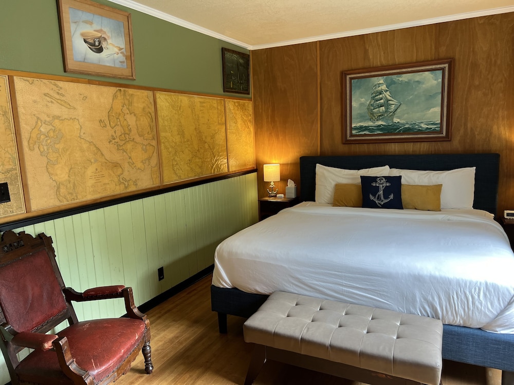 Anchor Inn Resort 12/50