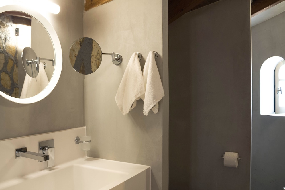 Kyma Suites 39/42