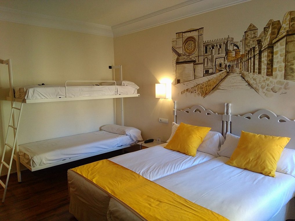 Hotel Palacio de Valderrabanos 34/78