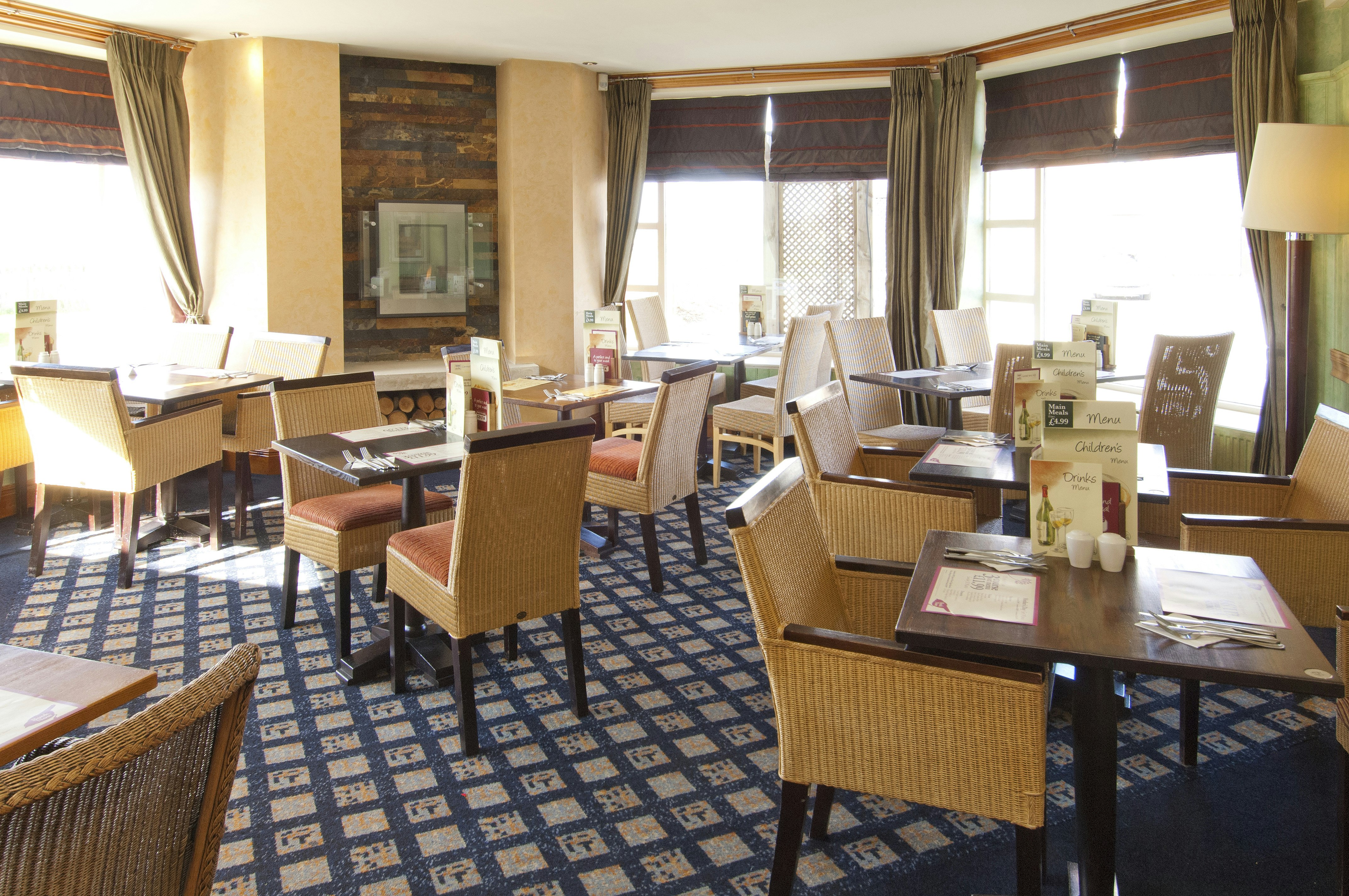 Premier Inn Poole Centre (Holes Bay) 21/32