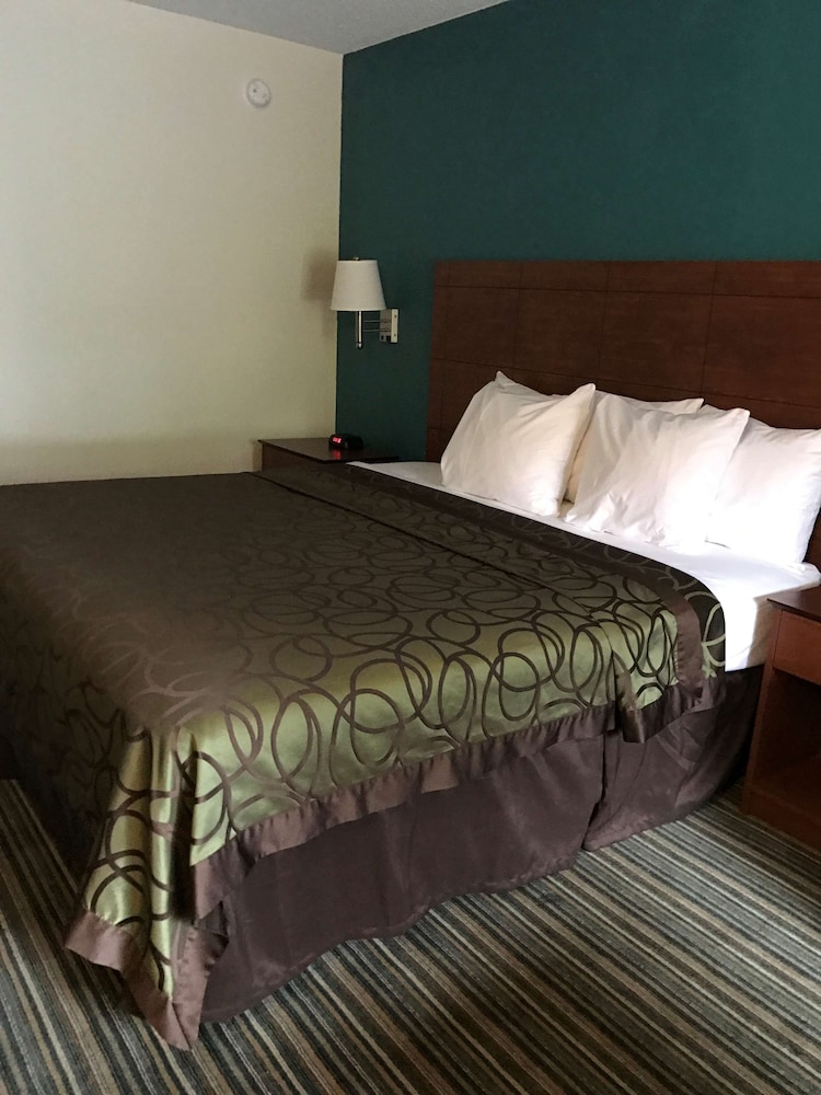 Best Western Tallahassee-Downtown Inn & Suites 7/28