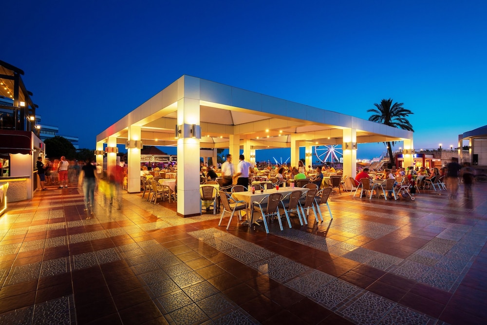 Club Hotel Turan Prince World 43/50