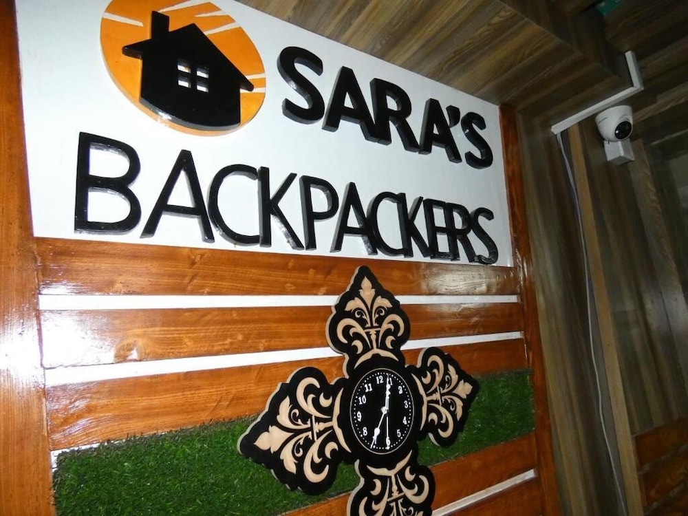 Sara's Backpackers Hotel 43/74