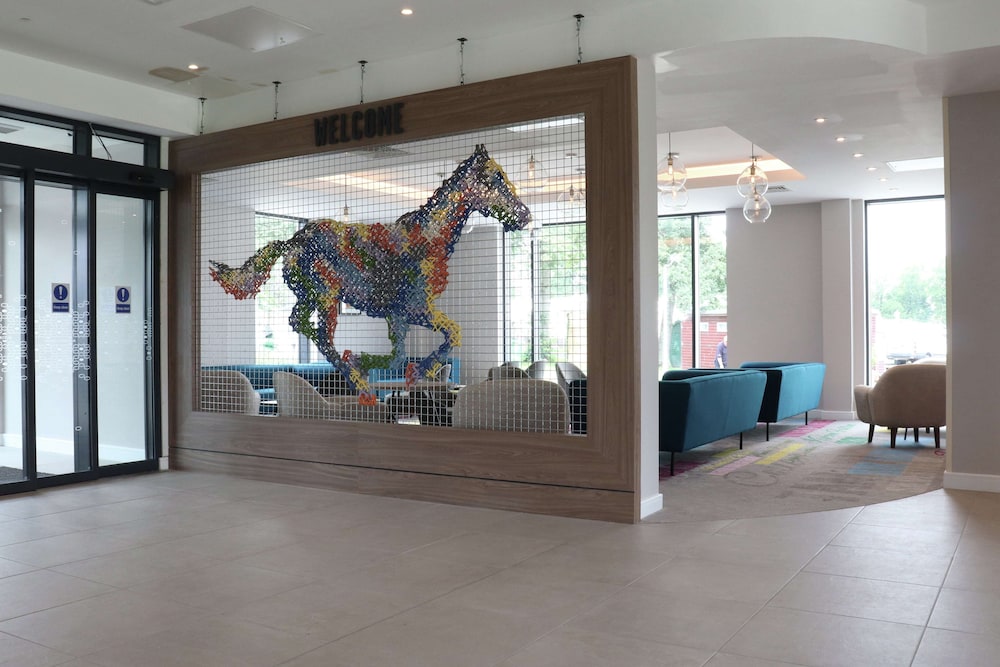 Hampton by Hilton Hamilton Park 11/49