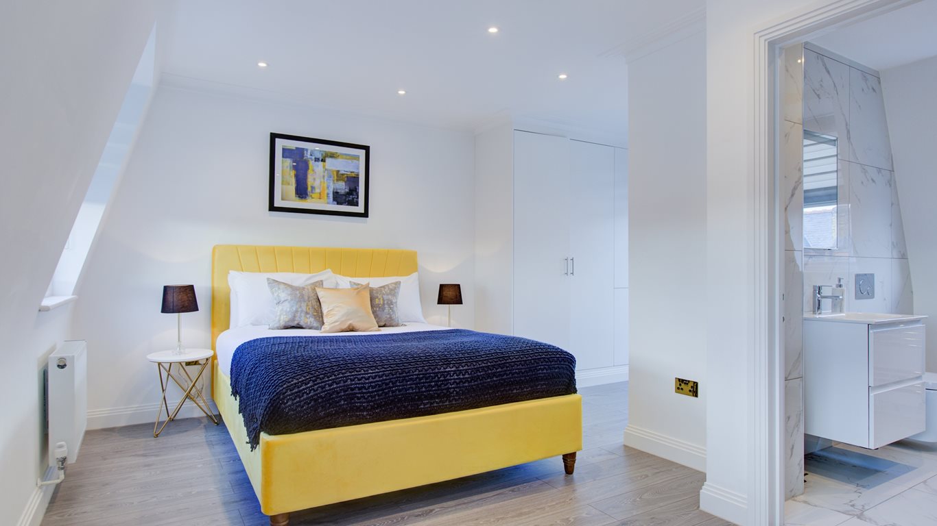 3 Bedrooms, Apartment, 2 Bathrooms