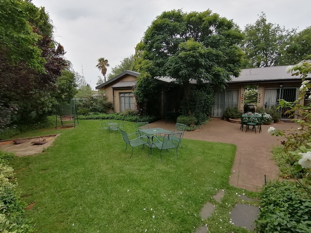 Dias Guest House 29/50