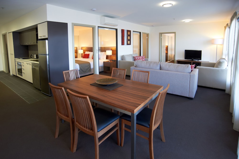 Quest Werribee 35/44