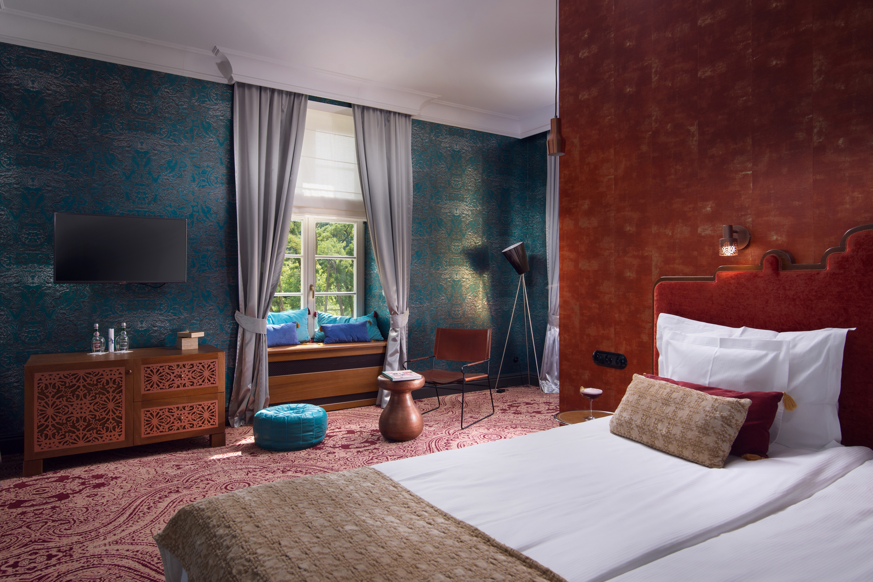 Deluxe, Double Bed