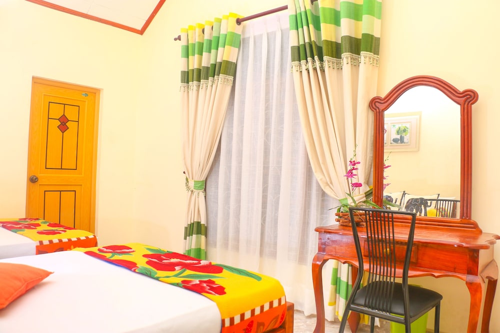 Nature Resort Tissamaharama 10/50