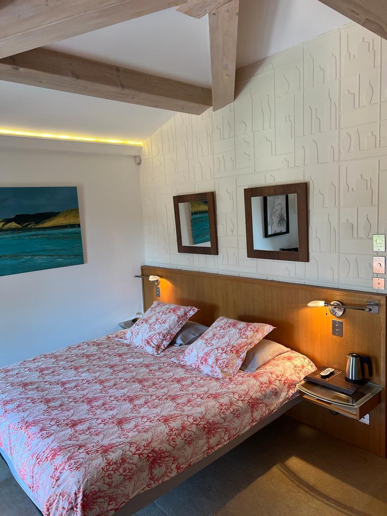 Charme, Deluxe, Suite, King Bed, Bathtub, Terrace