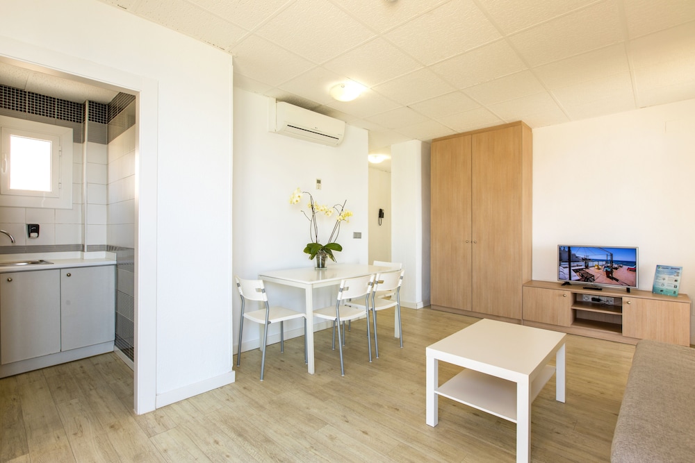 Apartamentos Atlantida 6/70