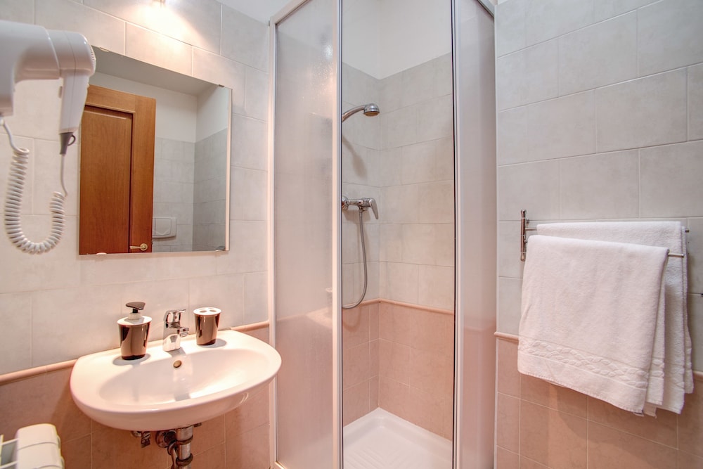 Hotel Mosaic 16/18