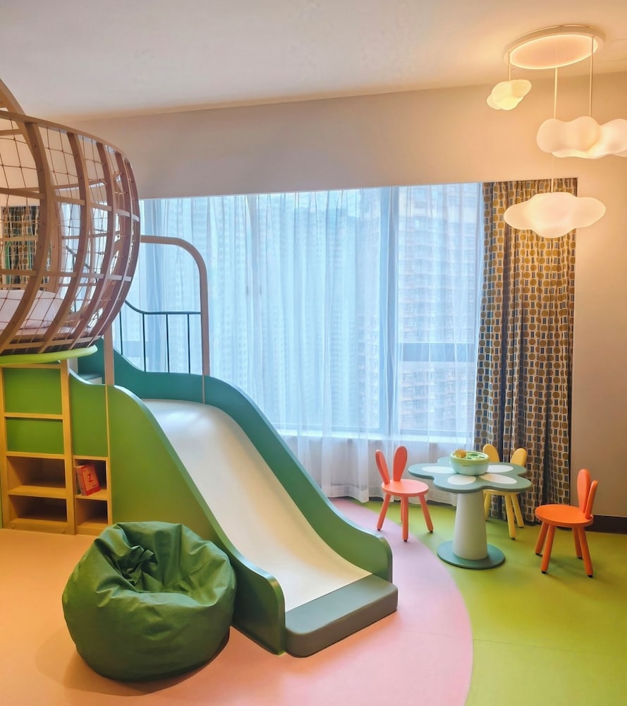 The Royal Garden Kowloon East 72/79