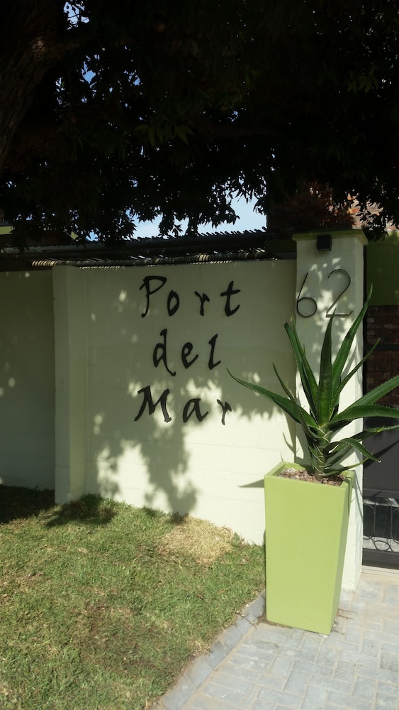 Port Del Mar Luxury Guesthouse 35/50