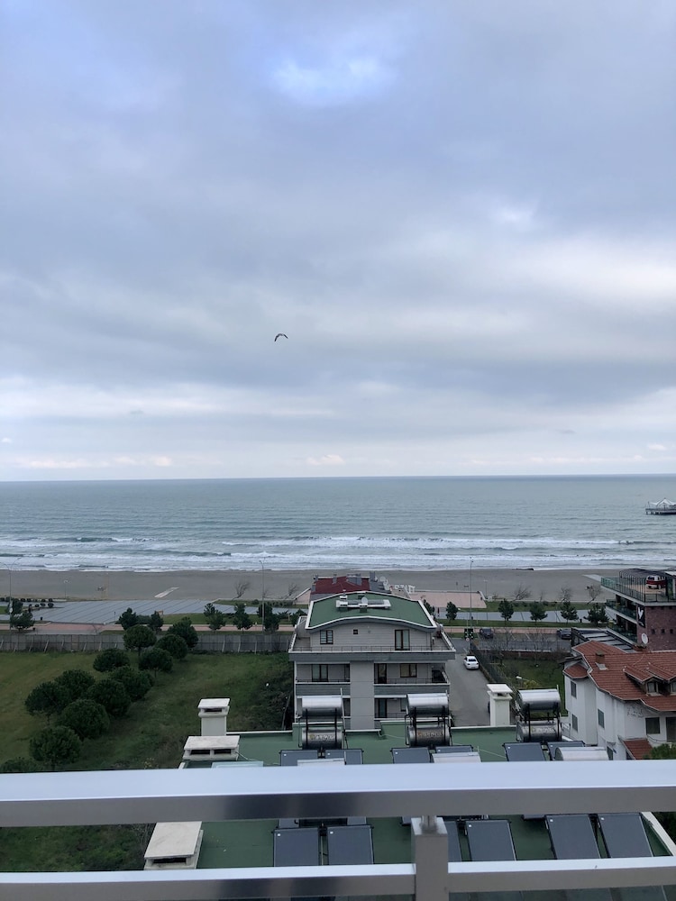 Grand Amios Hotel 1/32