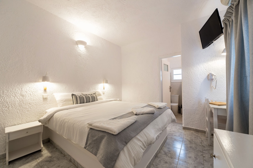 Artemis Suites Formerly Artemis Studios Megalochori 34/75