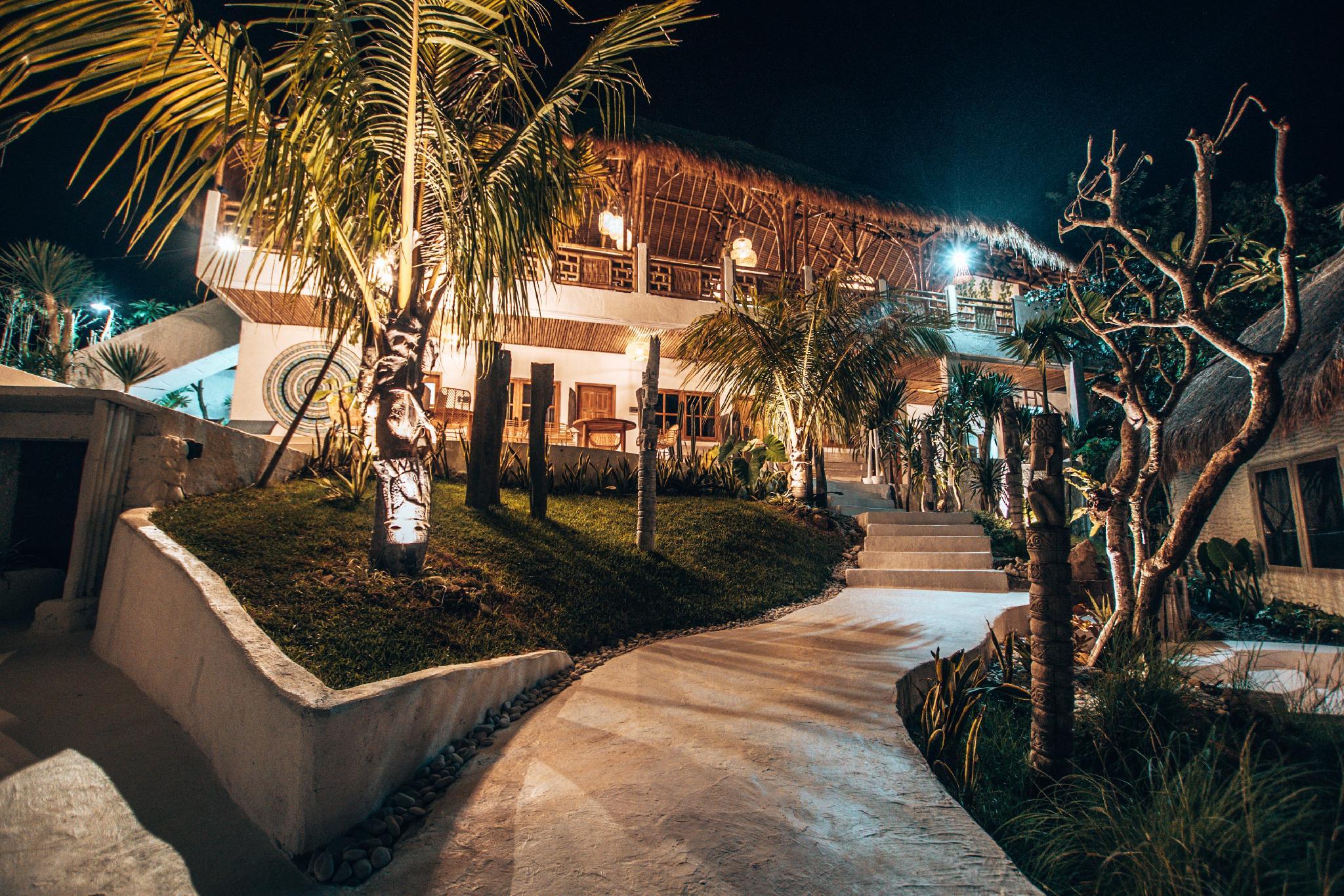 Mohini Komodo Resort 25/40