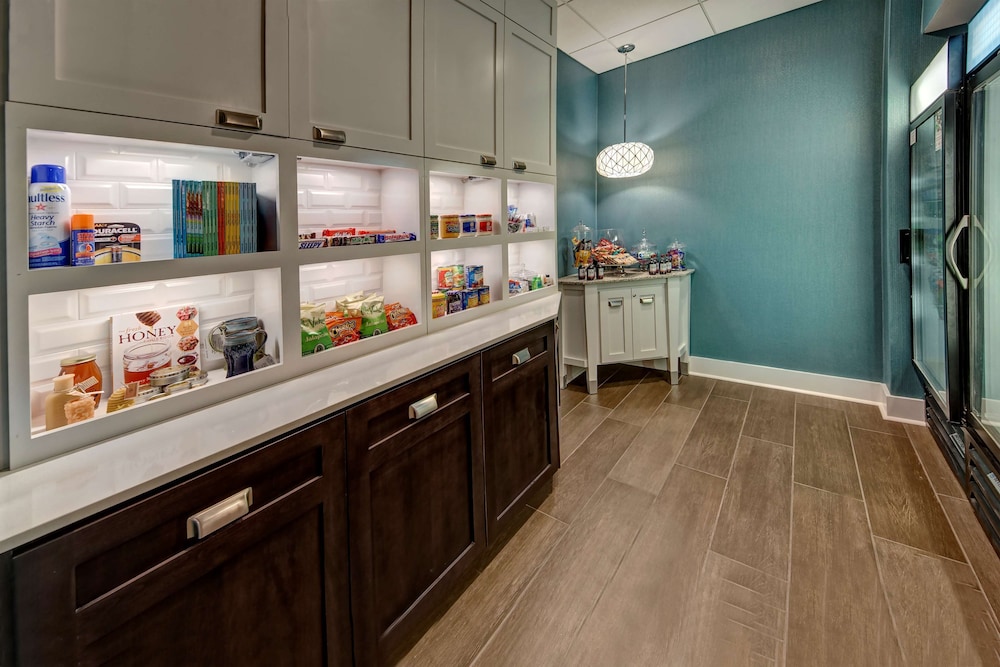 Homewood Suites by Hilton Asheville-Tunnel Road 9/51