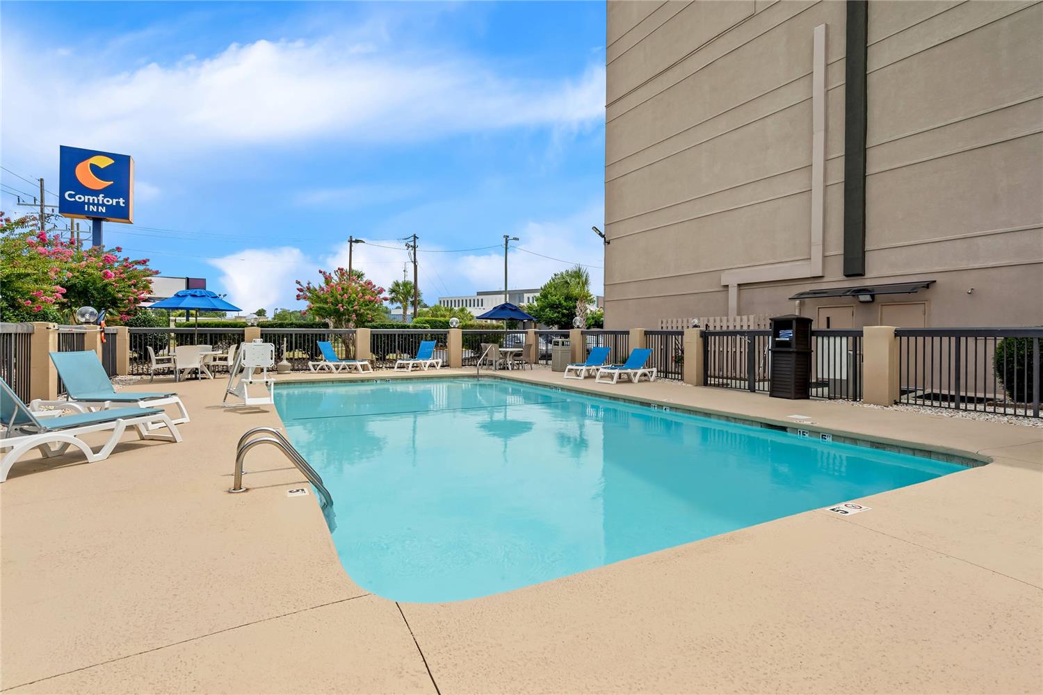 Comfort Inn University Wilmington NC 11/27
