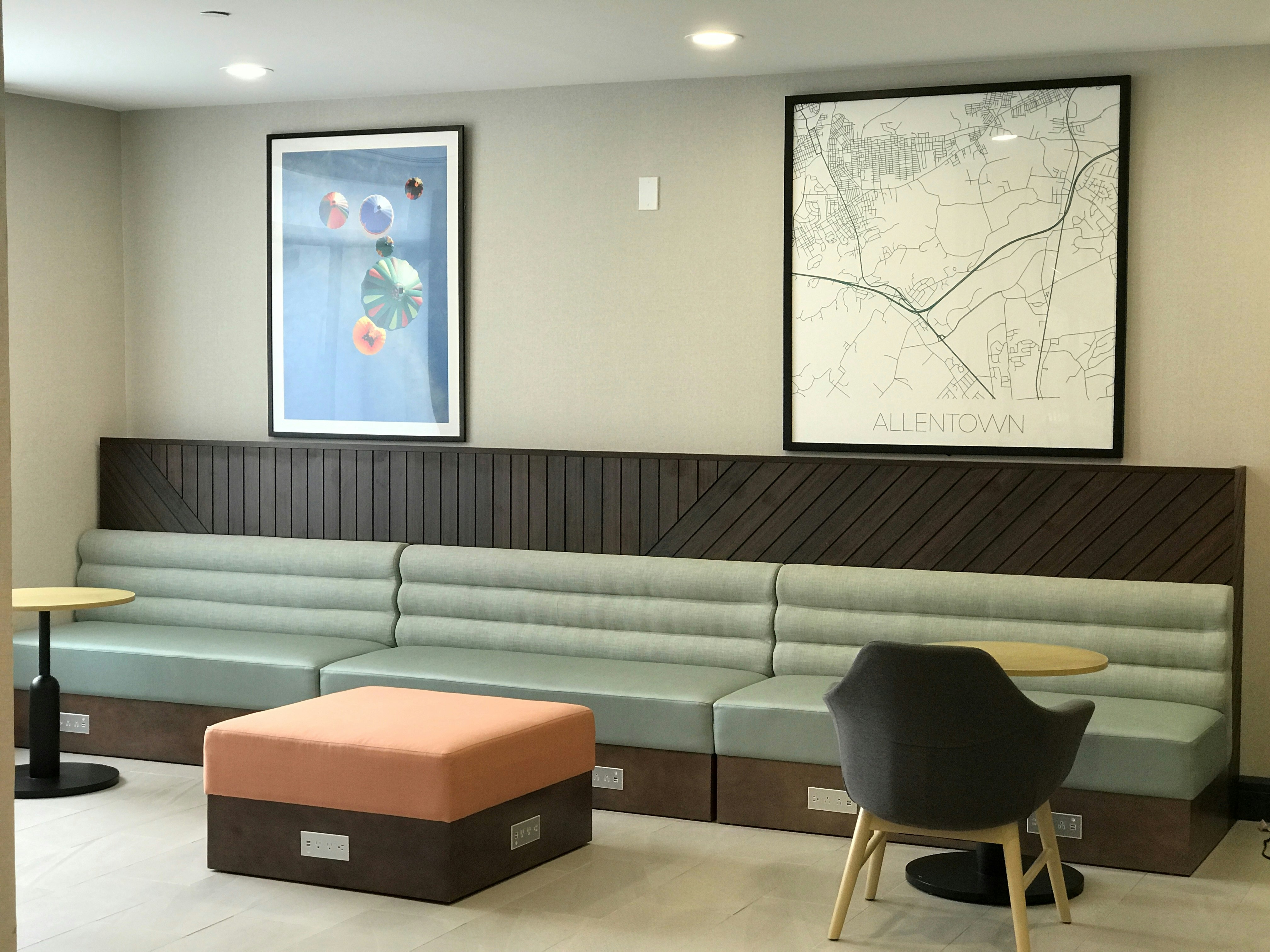 Holiday Inn Allentown-Bethlehem 26/37