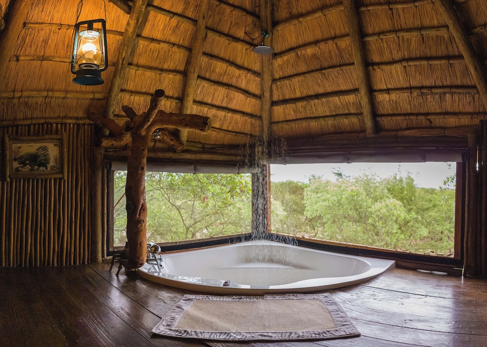 Pezulu Tree House Lodge 24/50