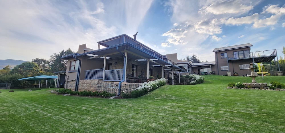 Ash River Lodge B B 44/50