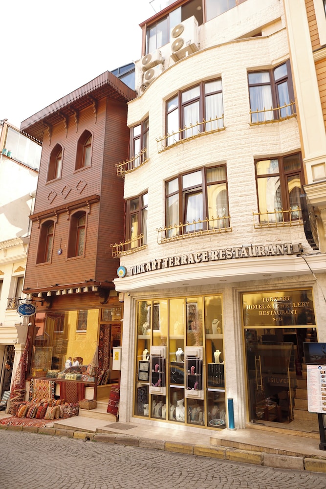 Turk Art Hotel 4/47