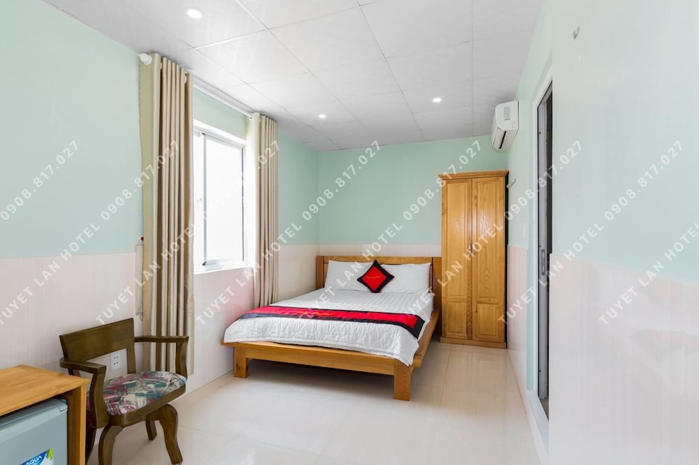 Tuyet Lan Hotel 18/63